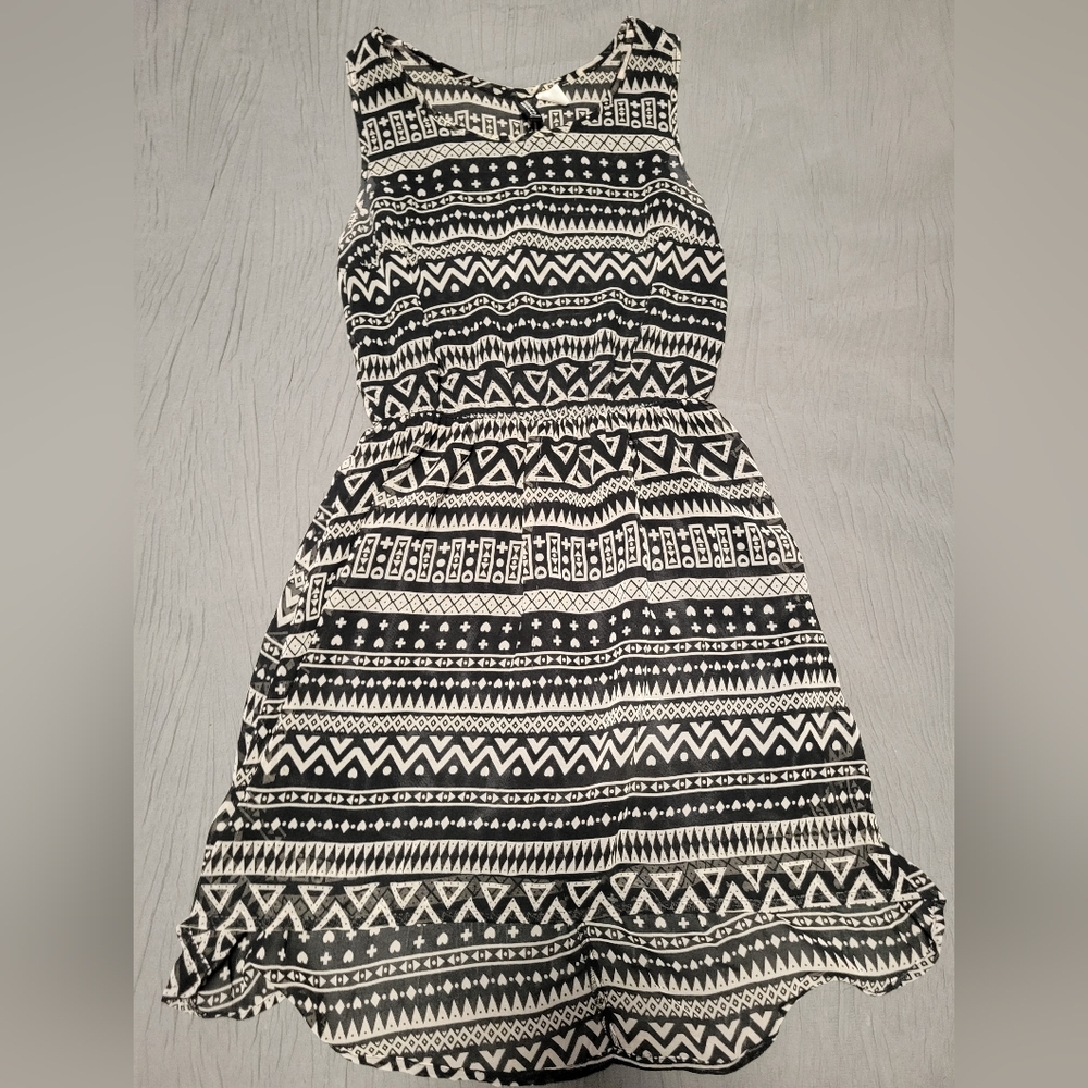 Divided Women's Black Patterned Dress